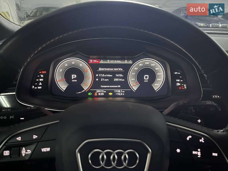 Позашляховик / Кросовер Audi Q8 2018 в Києві