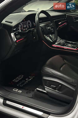 Внедорожник / Кроссовер Audi Q8 2020 в 