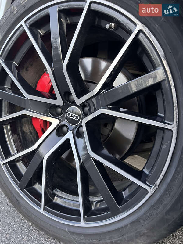 Внедорожник / Кроссовер Audi Q8 2021 в Хмельницком