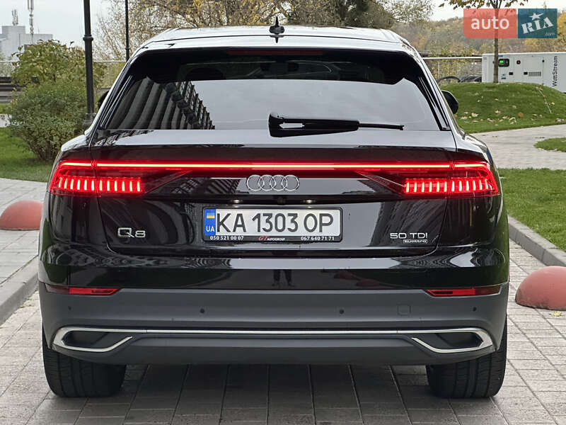 Внедорожник / Кроссовер Audi Q8 2019 в Киеве