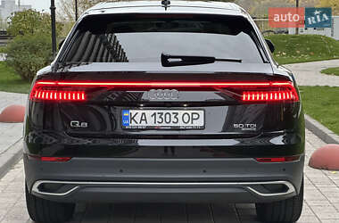 Внедорожник / Кроссовер Audi Q8 2019 в 
