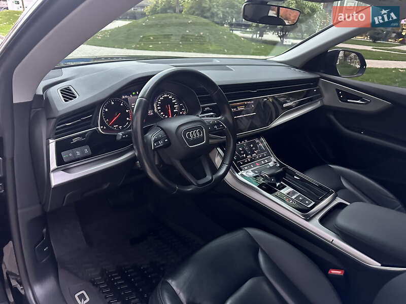Внедорожник / Кроссовер Audi Q8 2019 в Киеве