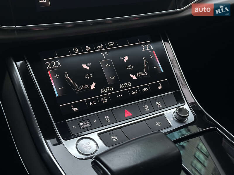 Внедорожник / Кроссовер Audi Q8 2019 в Киеве