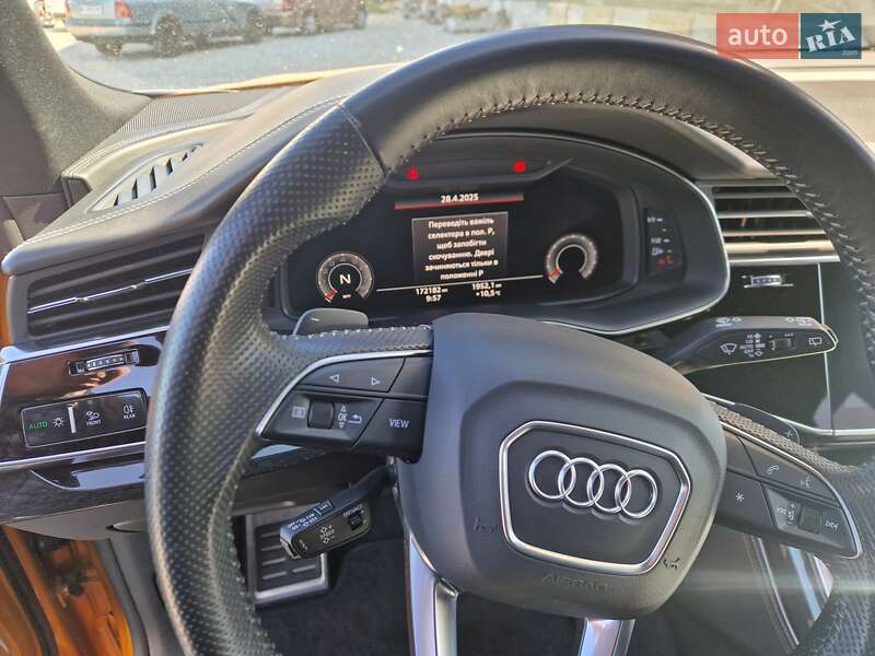 Внедорожник / Кроссовер Audi Q8 2019 в Кропивницком