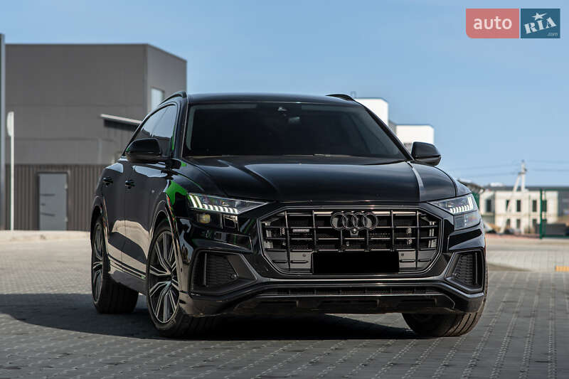 Внедорожник / Кроссовер Audi Q8 2022 в Львове