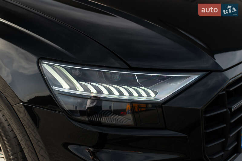 Внедорожник / Кроссовер Audi Q8 2022 в Львове