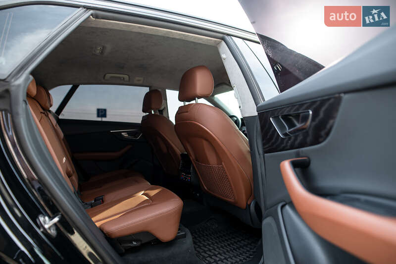 Внедорожник / Кроссовер Audi Q8 2022 в Львове