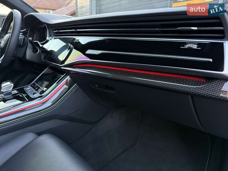 Позашляховик / Кросовер Audi Q8 2021 в Мукачевому
