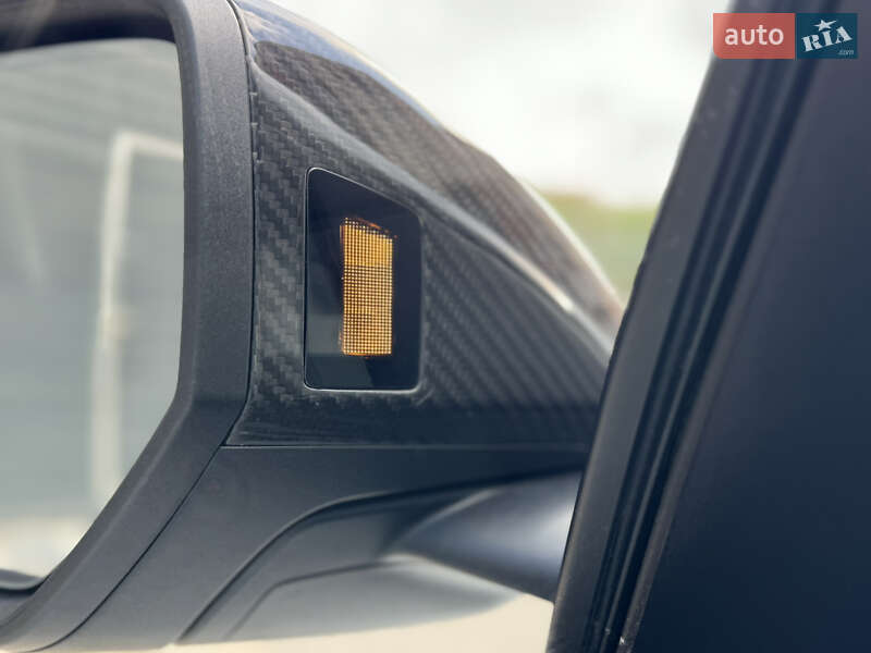 Позашляховик / Кросовер Audi Q8 2021 в Мукачевому