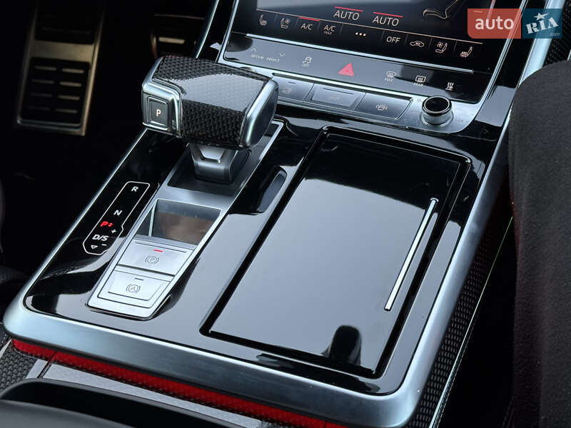 Позашляховик / Кросовер Audi Q8 2021 в Мукачевому