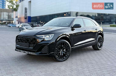 Внедорожник / Кроссовер Audi Q8 2025 в 