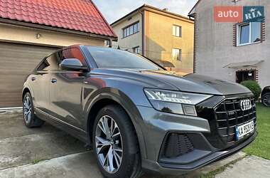 Внедорожник / Кроссовер Audi Q8 2020 в 