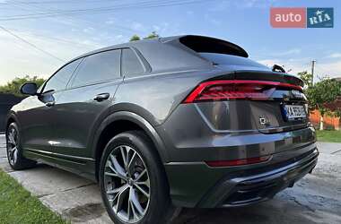 Внедорожник / Кроссовер Audi Q8 2020 в 