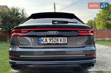 Внедорожник / Кроссовер Audi Q8 2020 в 