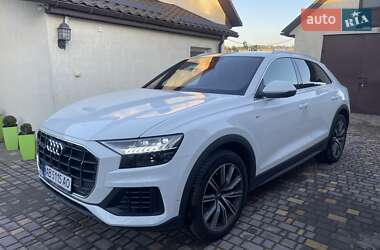 Позашляховик / Кросовер Audi Q8 2018 в 