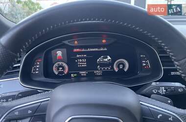 Позашляховик / Кросовер Audi Q8 2018 в 