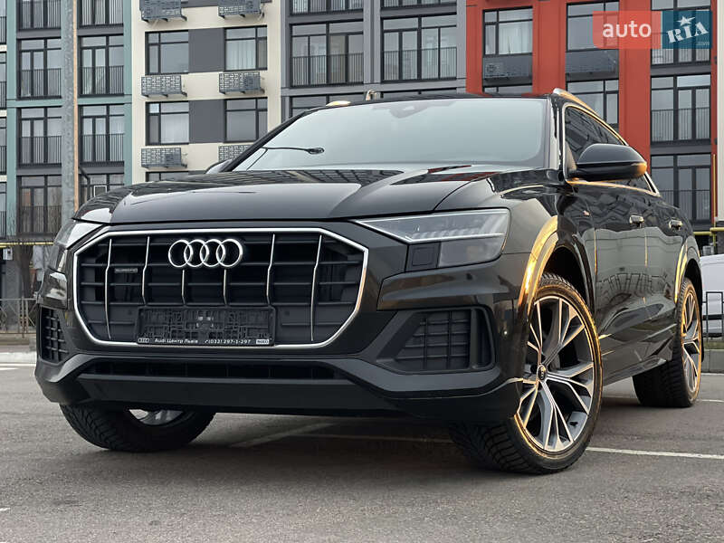 Audi Q8 2021