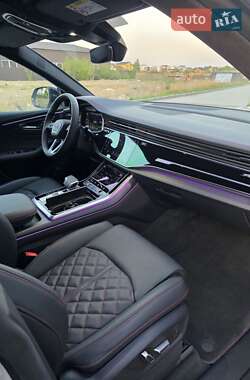 Внедорожник / Кроссовер Audi Q8 2025 в 