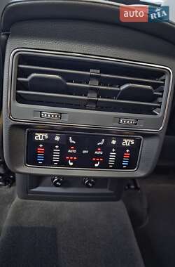 Внедорожник / Кроссовер Audi Q8 2025 в 