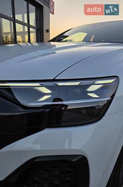 Внедорожник / Кроссовер Audi Q8 2025 в 