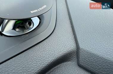 Позашляховик / Кросовер Audi Q8 2022 в 