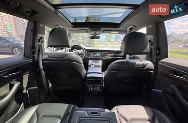 Внедорожник / Кроссовер Audi Q8 2020 в 