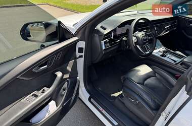 Внедорожник / Кроссовер Audi Q8 2020 в 