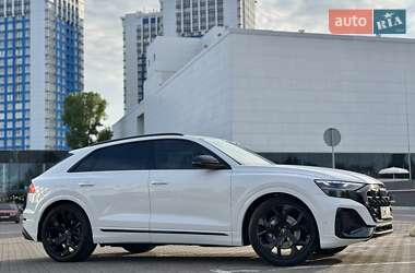 Внедорожник / Кроссовер Audi Q8 2025 в 