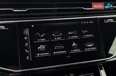 Внедорожник / Кроссовер Audi Q8 2025 в 