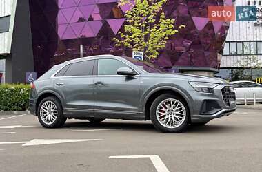 Позашляховик / Кросовер Audi Q8 2018 в Києві