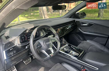 Внедорожник / Кроссовер Audi Q8 2021 в 