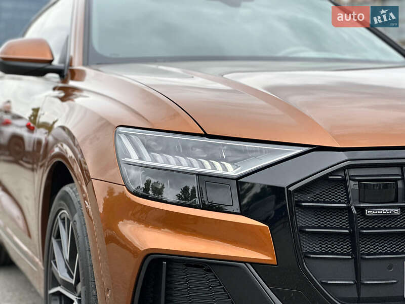 Позашляховик / Кросовер Audi Q8 2021 в Києві