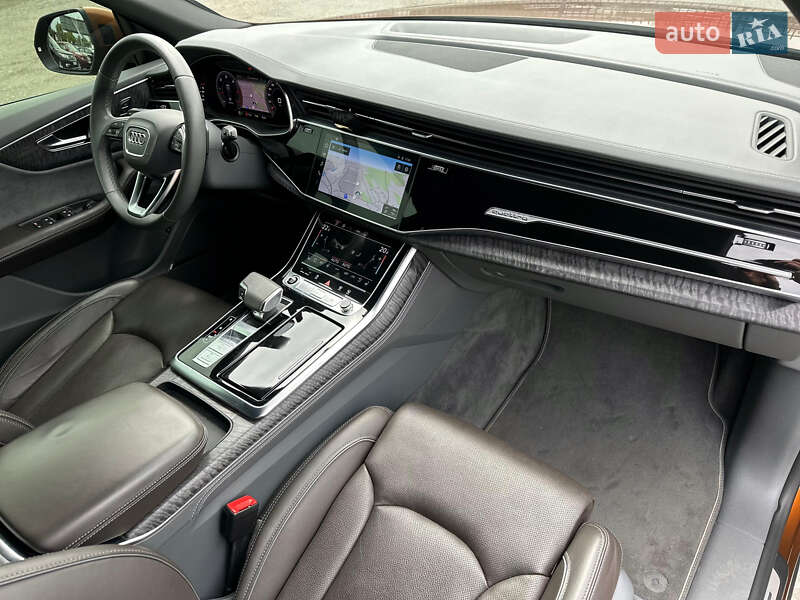 Позашляховик / Кросовер Audi Q8 2021 в Києві
