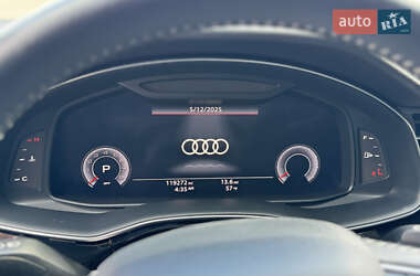 Позашляховик / Кросовер Audi Q8 2018 в 