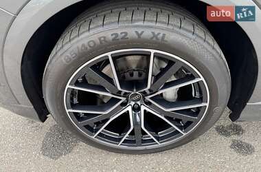 Внедорожник / Кроссовер Audi Q8 2024 в 
