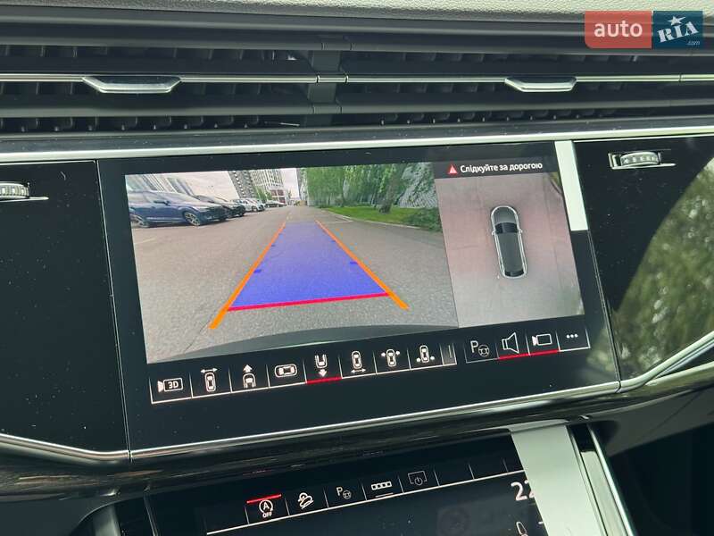 Внедорожник / Кроссовер Audi Q8 2024 в Киеве