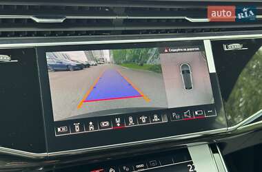 Внедорожник / Кроссовер Audi Q8 2024 в 