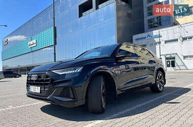 Audi Q8 2021