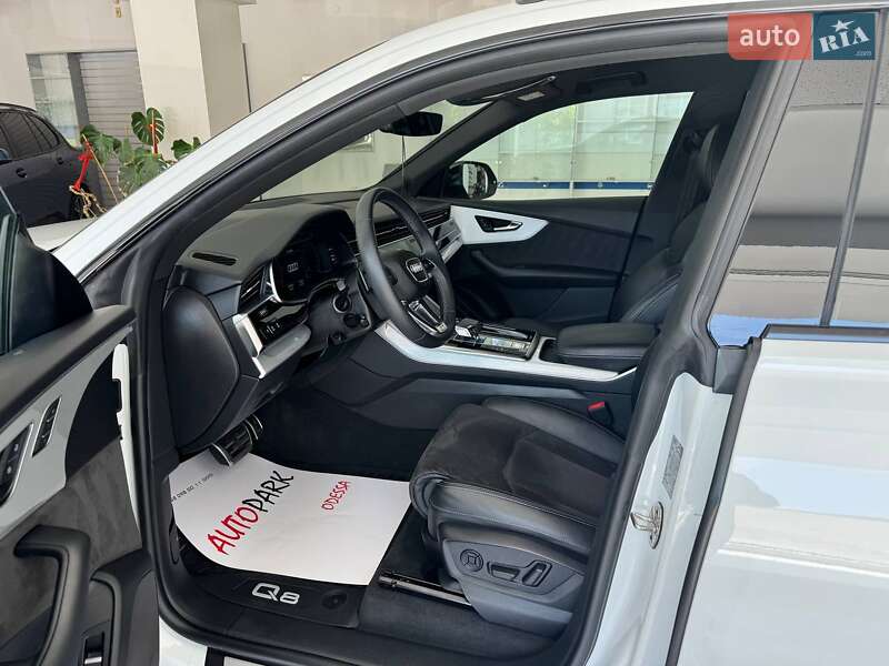 Позашляховик / Кросовер Audi Q8 2020 в Одесі