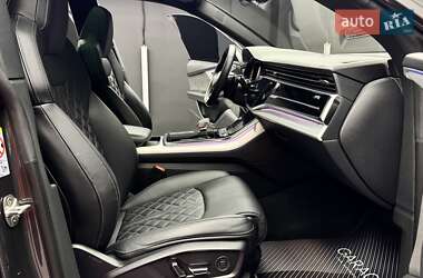 Внедорожник / Кроссовер Audi Q8 2021 в 