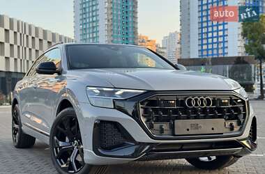 Внедорожник / Кроссовер Audi Q8 2025 в Одессе