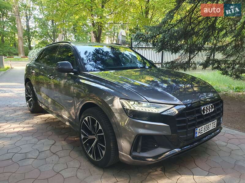 Внедорожник / Кроссовер Audi Q8 2018 в Днепре
