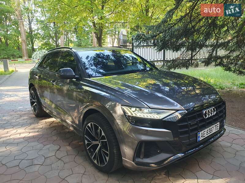 Внедорожник / Кроссовер Audi Q8 2018 в Днепре