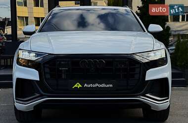 Внедорожник / Кроссовер Audi Q8 2022 в 