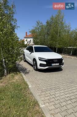 Внедорожник / Кроссовер Audi Q8 2019 в Одессе