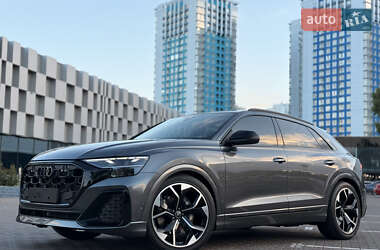 Внедорожник / Кроссовер Audi Q8 2025 в 