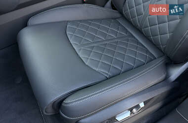 Внедорожник / Кроссовер Audi Q8 2025 в 