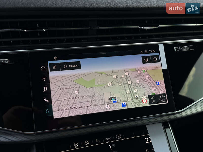 Позашляховик / Кросовер Audi Q8 2025 в Одесі