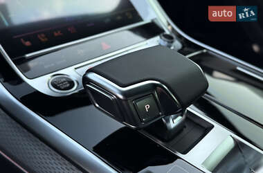 Внедорожник / Кроссовер Audi Q8 2025 в 