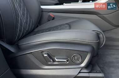 Внедорожник / Кроссовер Audi Q8 2025 в 